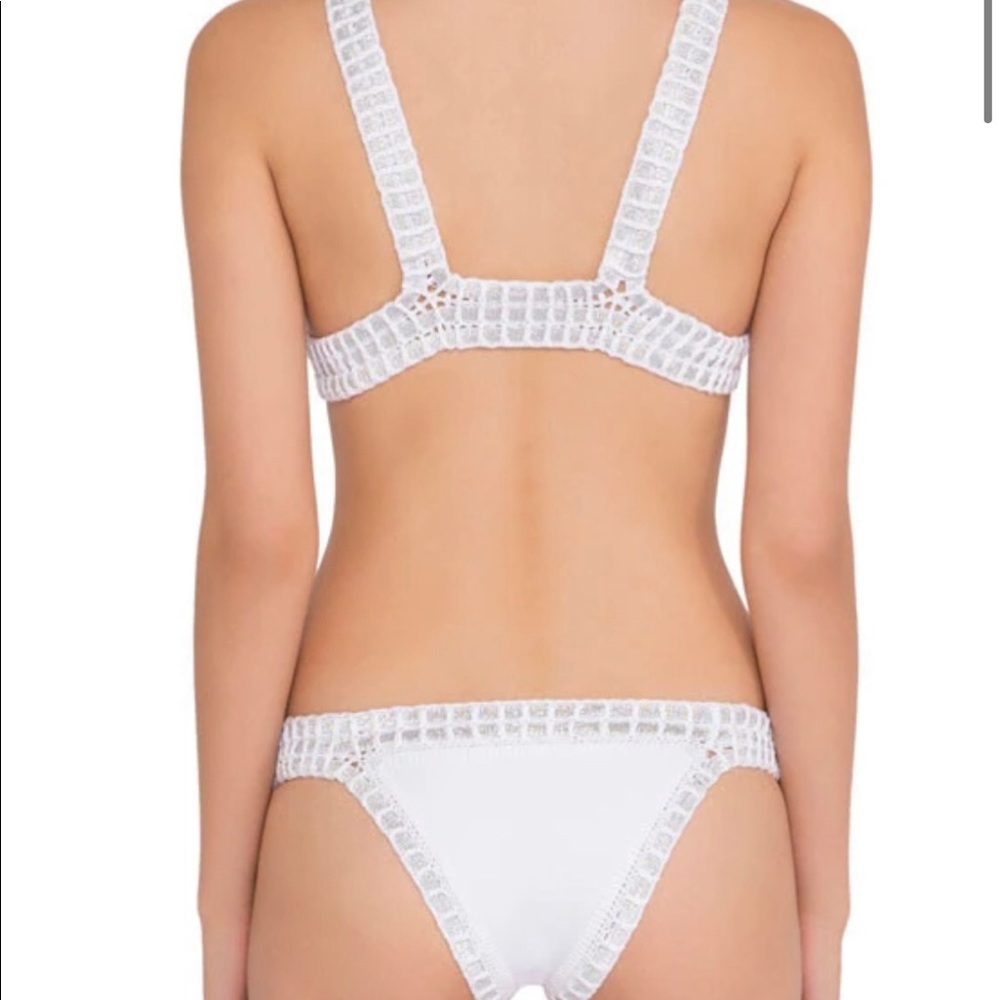 Brand new Kiini white swimsuit top Size L - Picture 4 of 12